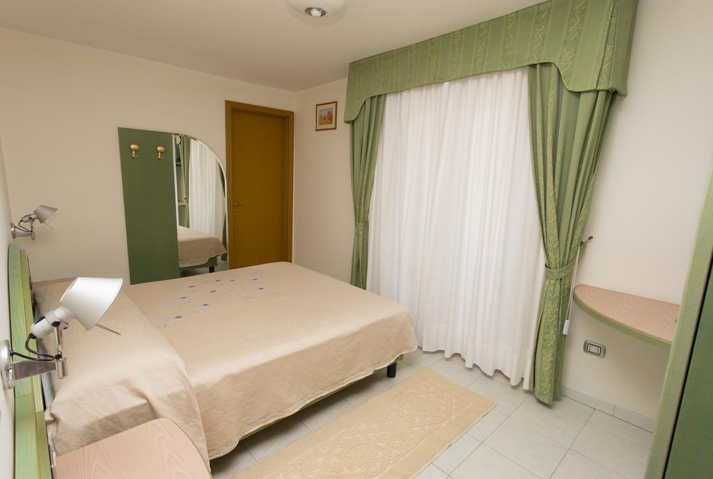 Hotel Grillo นูโอโร ห้อง รูปภาพ