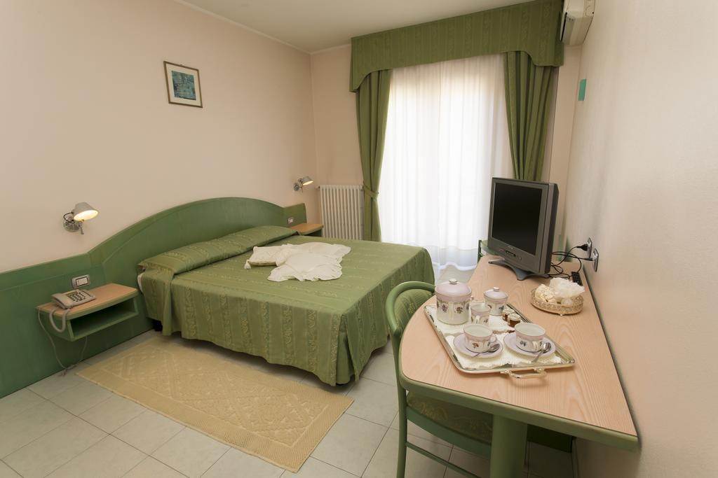 Hotel Grillo นูโอโร ห้อง รูปภาพ