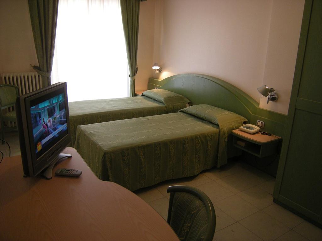 Hotel Grillo นูโอโร ภายนอก รูปภาพ